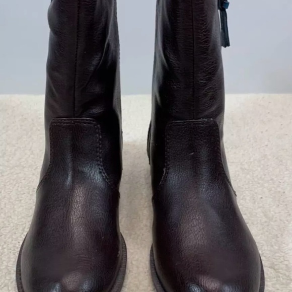 TOMMY HILFIGER Fallon 2 Dark Brown 1" Heel Zip Up Fashion Ankle Boot Shoes 8.5M - Picture 16 of 16